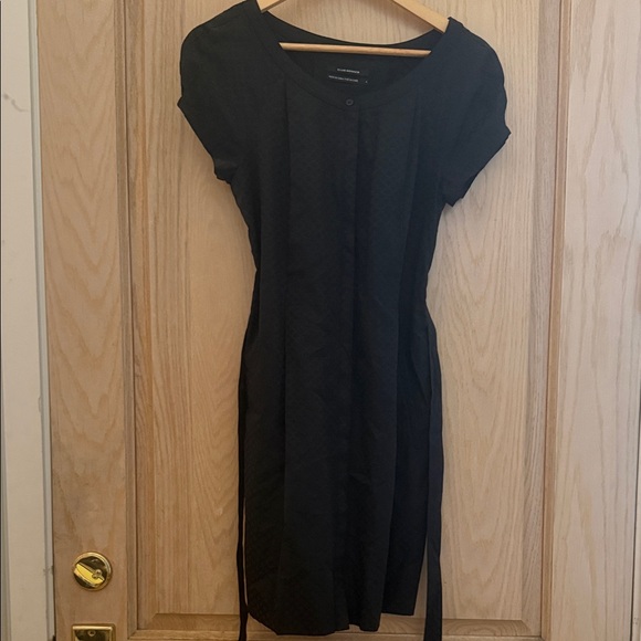 Club Monaco Black Short-Sleeve Midi Dress with Waist Tie - Picture 2 of 3